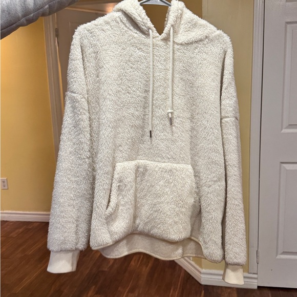 H&M Cream Fleece Hoodie - Picture 9 of 12